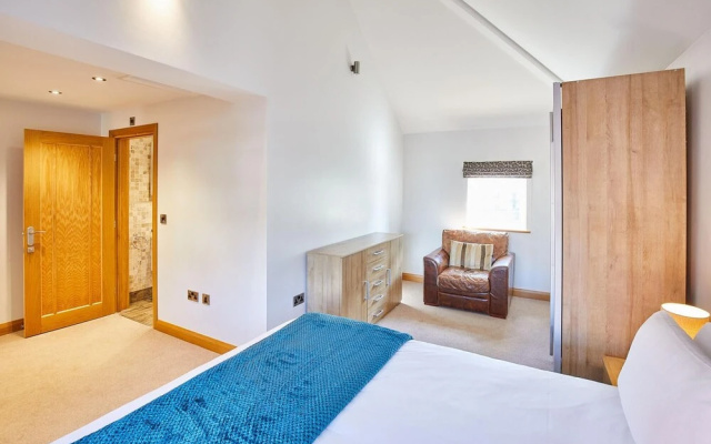 Host Stay Cliff Road