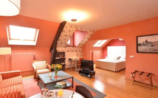 MAS Residence