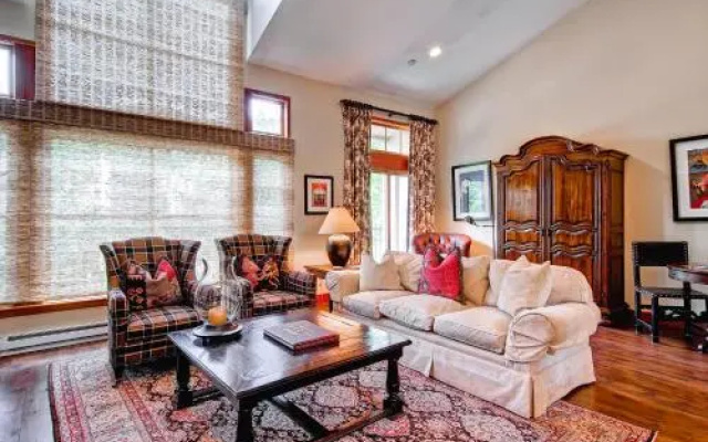 Meadows Townhome M2
