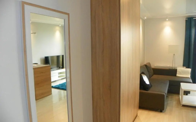 Sunny Apartment I