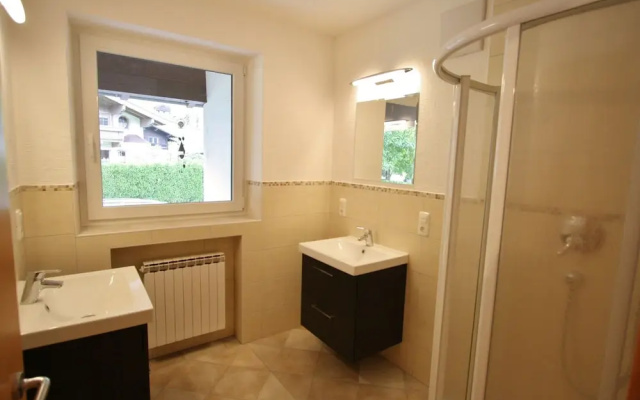 Attractive Apartment in Bramberg am Wildkogel near Ski Lift