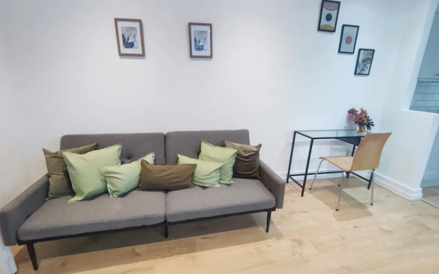 Charming 2-bed Apartment in London