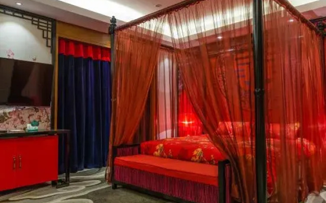 Xidu Crystal Hotel (Siping Xinghong Road)