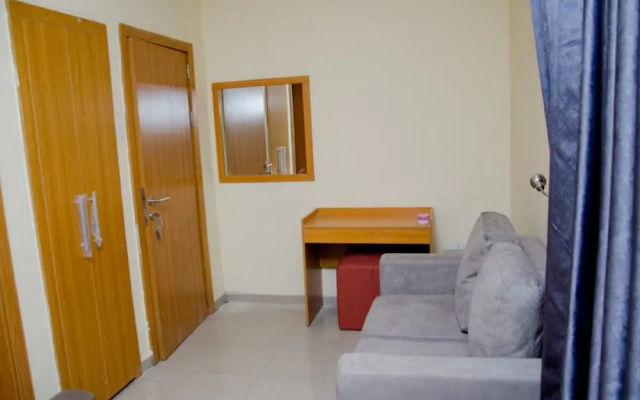 Coolio Hotel & Suites