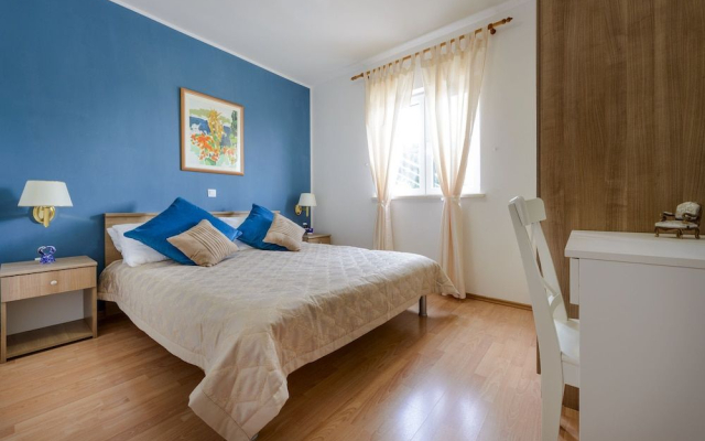 Apartments Maris