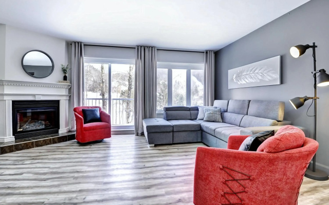 Condo 204 33 Chemin du Hameau by Les Chalets Alpins