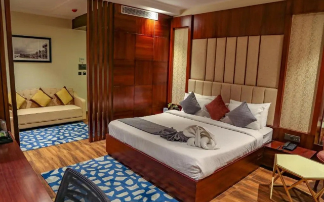 Four Leaf Hotel Akosha