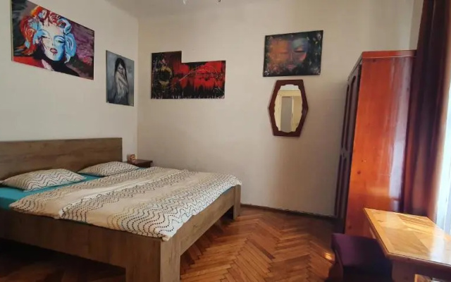 Petri Apartament
