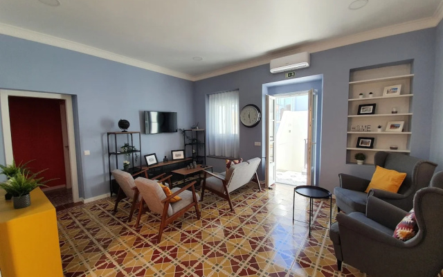 Inn Faro - Casa Amarela - Guest House