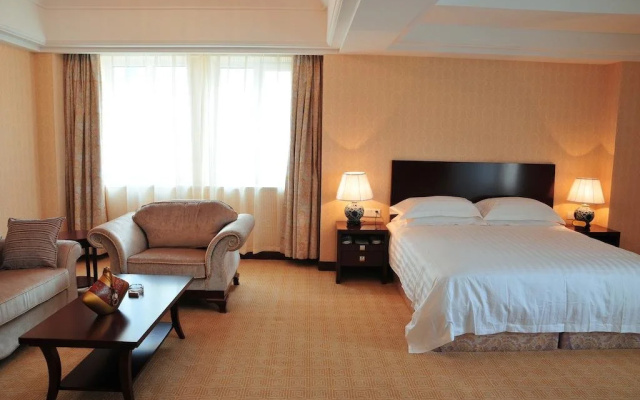 Qilu International Hotel