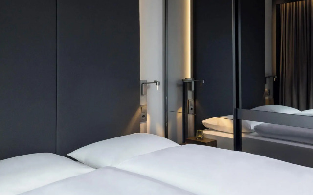 Hotel AMANO East Side