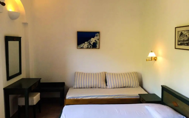 Mealos Apartments