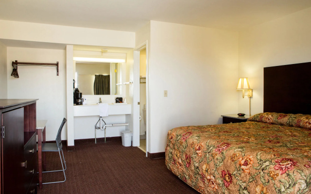 Sands Inn & Suites