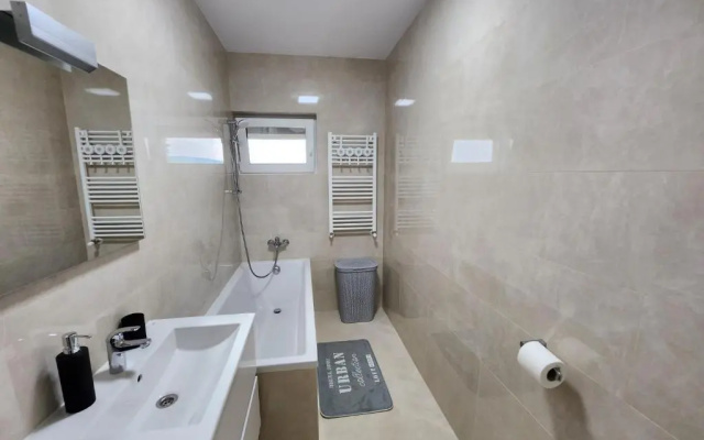 Evergreen Towers New Luxury Apartments