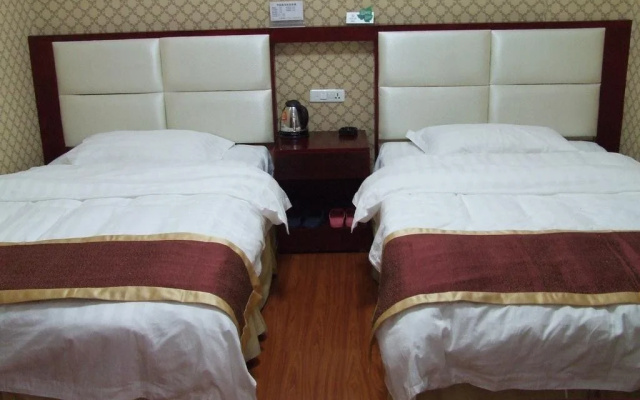 Huafu Business Hotel