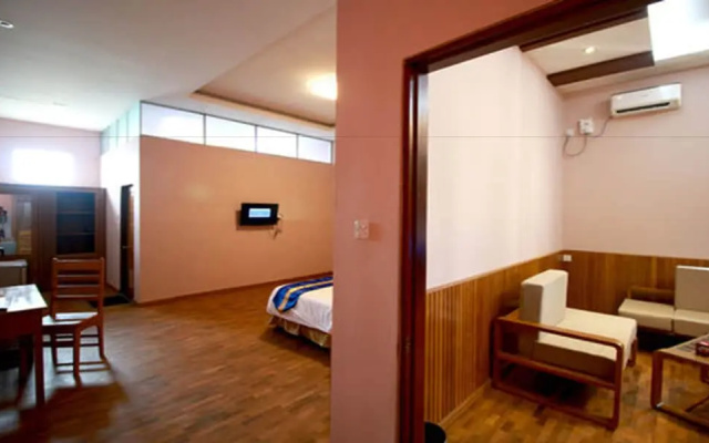 Famous Hotel Bago