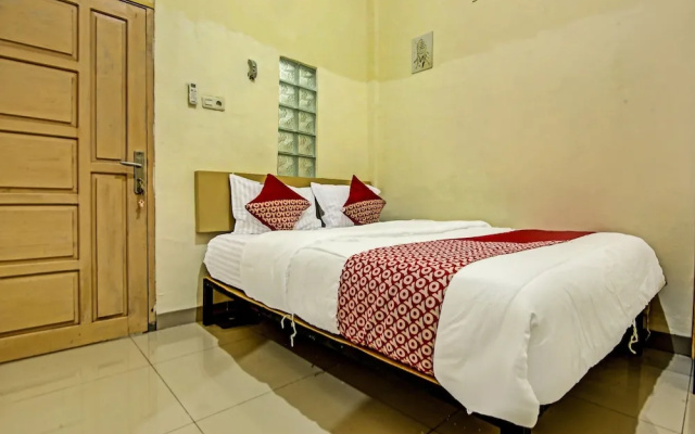OYO Life 91268 Homestay Bu Erma Syariah