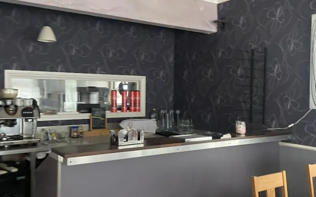 Windsor wine & dine