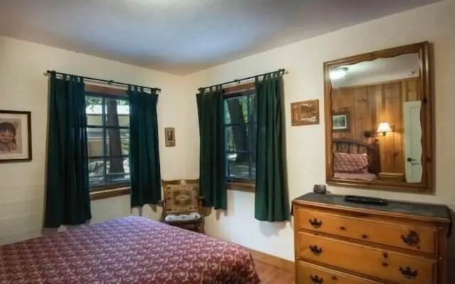 Scenic Wonders Bassett Cabin 5 Bedrooms