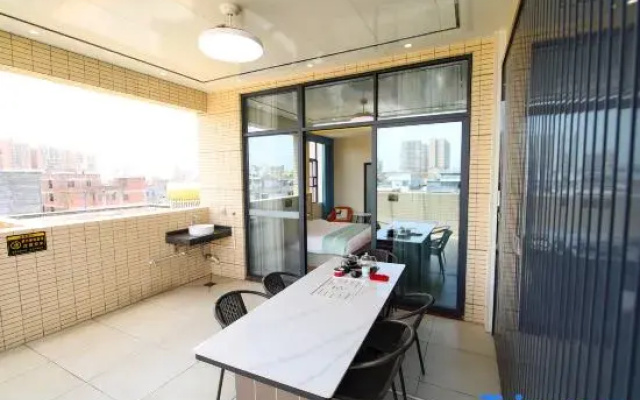 Luoding City Story Hotel