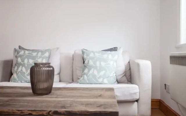 Basic Apartment for Two Amazing Location