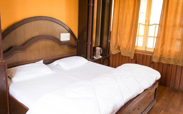 OYO 13342 Home Cozy Stay Naddi