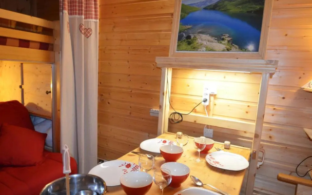 Appartement Les Menuires, 1 pièce, 2 personnes - FR-1-452-283