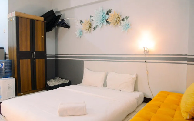 Strategic Studio Apartment at Casablanca East