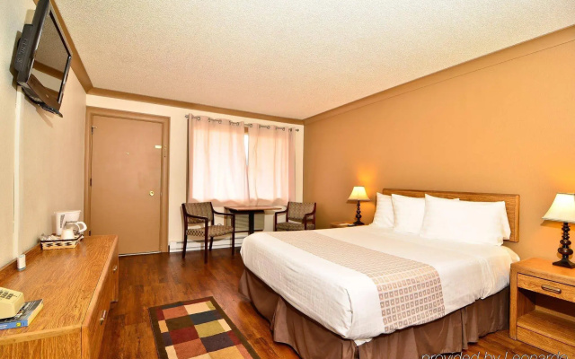 OYO Hotel St. Helens, OR