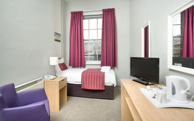 The Valley of Rocks Hotel