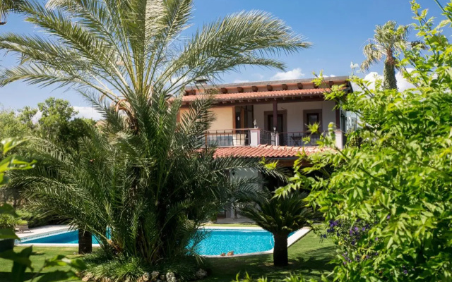 Villa Mertcan by Important Group Travel BD439