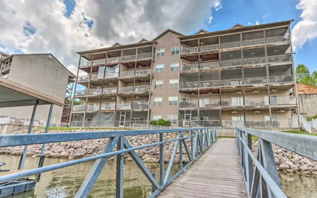 Lake & Poolside Fun! Water-view Camdenton Condo