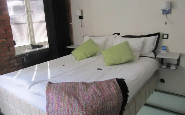 IQsuites