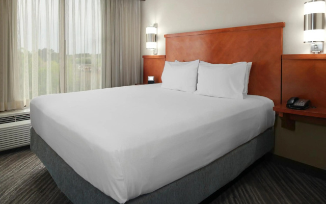 Hyatt Place Atlanta / Alpharetta / Windward Parkway
