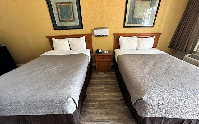 Baymont by Wyndham Nacogdoches Near University