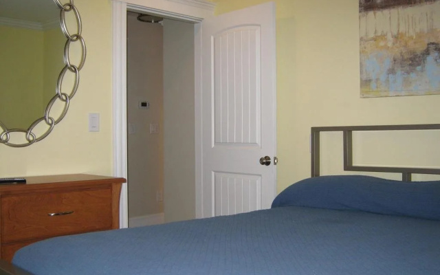 The Inn at Crystal Cove on Boston Harbor
