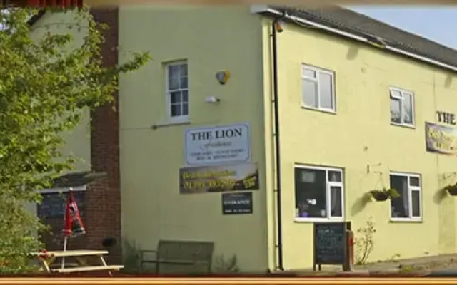The Lion At Somerton
