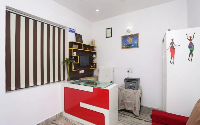 OYO 19535 Hotel Taj Niwas