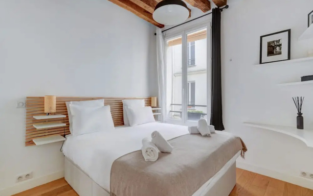Athos I Stylish 1BR Home on the Rive Gauche