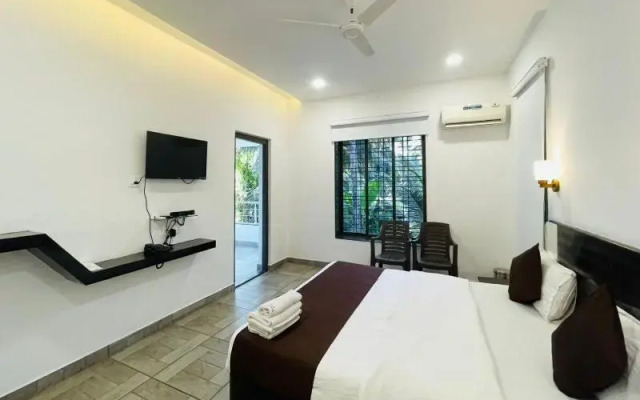 Raj Resort