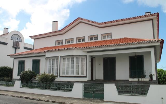 Отель Casa Barão das Laranjeiras Португалия, Понта-Делгада - отзывы, цены и фото номеров - забронировать отель Casa Barão das Laranjeiras онлайн вид на фасад