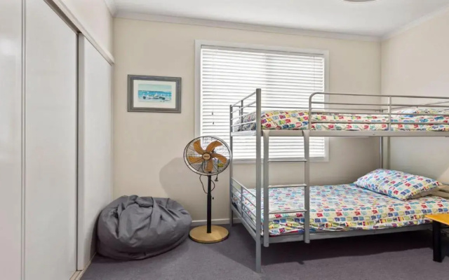 Sheoak Holiday Home