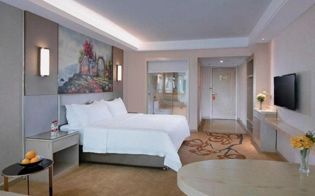 Vienna Hotel (Huizhou High-speed ​​Railway North Station Xiaojinkou)