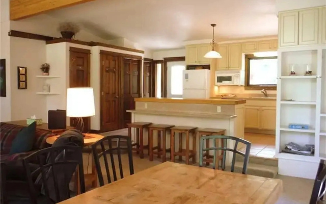Stillwater Mountain Lodge