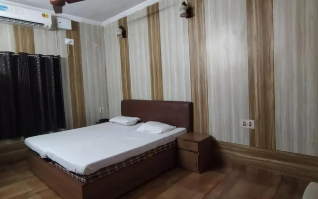 Hotel Samrat
