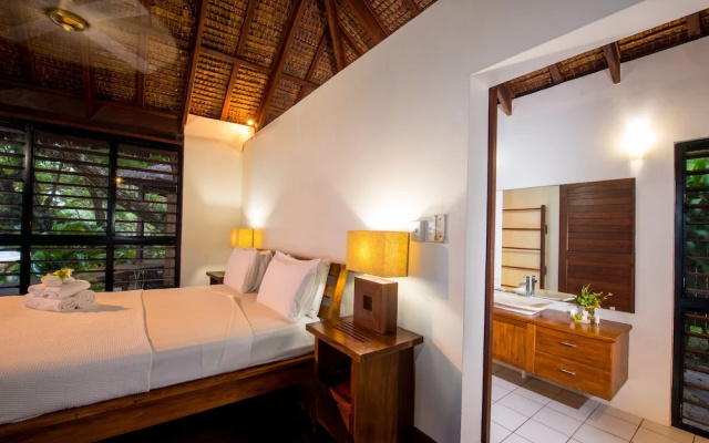 Barrier Beach Resort - Adults Only