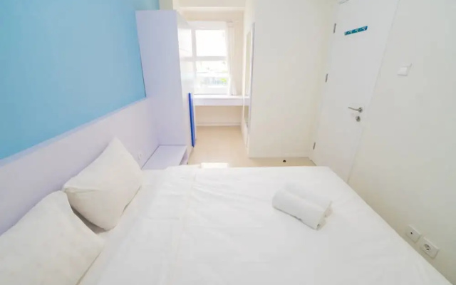 Cozy Apartment at Parahyangan Residence with Direct Access to Swimming Pool