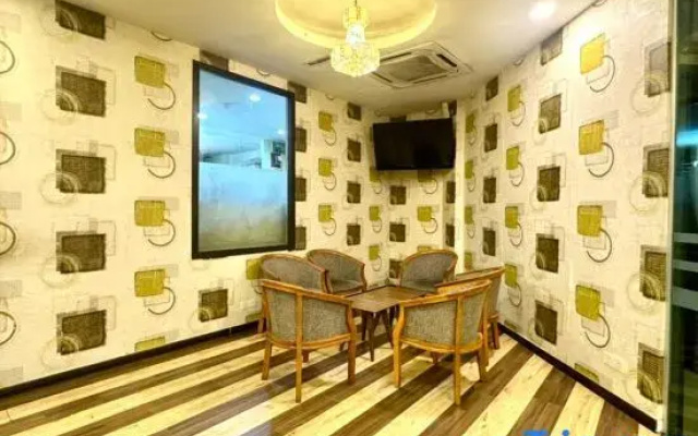 Swing & Pillows @ Sky Star, KLIA 1 KLIA 2, Sepang 【Late Check Out Available + Open 24-Hour】