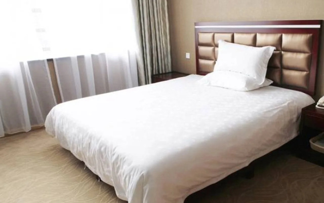 Greentree Inn Hubei Wuhan High Speed Rail Station Express Hotel