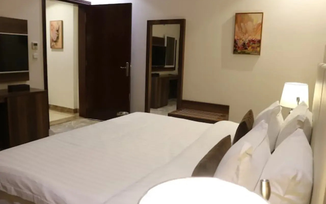 Palette Luxury Mirage Hotel By Oyo Rooms